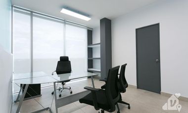 VENTA OFICINA HUMANA WORKCENTER FRENTE PLAZA AMERICAS PISO  5 PLAYA DEL CARMEN