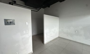 VENTA  OFICINA EQUIPADA 40m2 CON AMENIDADES PLAYA DEL CARMEN