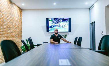 VENTA  OFICINA EQUIPADA 40m2 CON AMENIDADES PLAYA DEL CARMEN