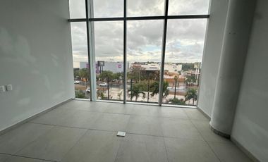 VENTA OFICINA 40M2 EQUIPADA FRENTE A STARBUCKS PLAYA DEL CARMEN PLAZA AMERICAS