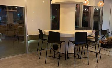 VENTA OFICINA 40M2 EQUIPADA FRENTE A STARBUCKS PLAYA DEL CARMEN PLAZA AMERICAS
