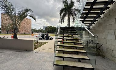 OFICINAS CONSULTORIOS Y LOCALES COMERCIALES MAGNNUS CENTER PLAYA DEL CARMEN