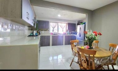 CASA EN CONDOMINIO EN LOMAS DE CORTES