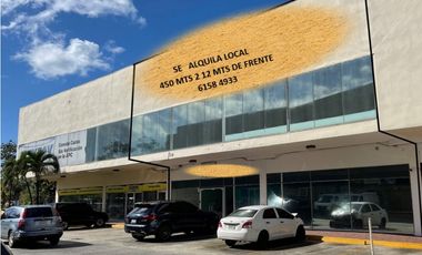 Se Alquilan Locales comerciales en Juan Diaz.