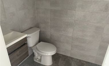 Se Alquilan oficinas en Nivel 3 San Francisco Vía Israel $1.858.oo