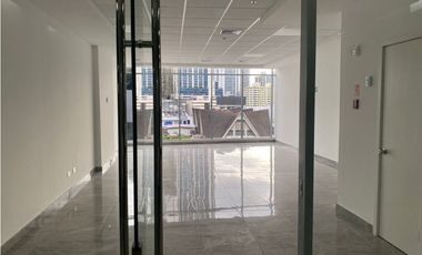 Se Alquilan oficinas en Nivel 3 San Francisco Vía Israel $1.858.oo