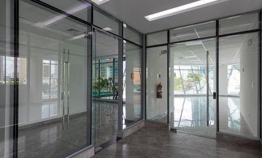 Se Alquilan oficinas en Nivel 3 San Francisco Vía Israel $1.858.oo