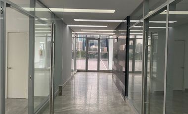 Se Alquilan oficinas en Nivel 3 San Francisco Vía Israel $1.858.oo