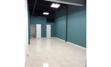 Se Alquila Local Comercial 100 Mts 12 De Octubre $ 950.oo