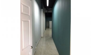 Se Alquila Local Comercial 100 Mts 12 De Octubre $ 950.oo