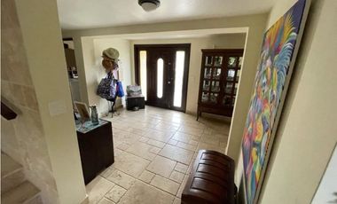 SE VENDE Hermosa casa en Cardenas Panama $750.00.00