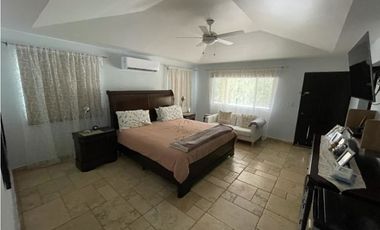 SE VENDE Hermosa casa en Cardenas Panama $750.00.00