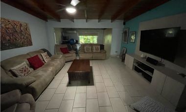 SE VENDE Hermosa casa en Cardenas Panama $750.00.00