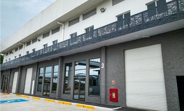 Se Alquilan Galeras en via Tocumen 560 mts2 $4.000.00