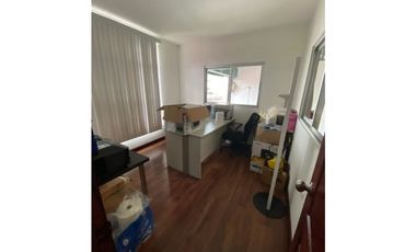 Se Alquila Local Comercial Parque Lefevre 400 mts $4.995.oo