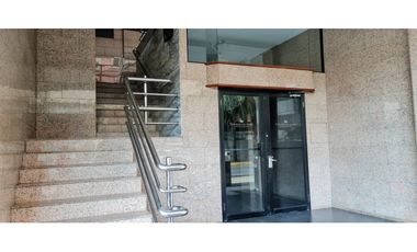 Se Alquilan 2 Locales Comerciales Consultorios $1.659.00 El Cangrejo