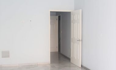 Se Alquilan 2 Locales Comerciales Consultorios $1.659.00 El Cangrejo