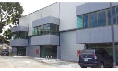 Se Vende Ofi-bodega en Mañanitas 300 Mts $430.000.oo