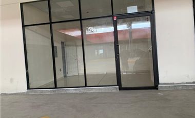 Se Alquilan Locales Comerciales 24 Diciembre desde 27 mts $900.oo