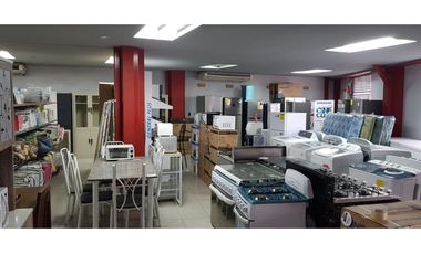 Se Alquila Edificio Completo 5 pisos 3.350Mts Calidonia $20.000.oo