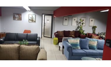 Se Alquila Edificio Completo 5 pisos 3.350Mts Calidonia $20.000.oo