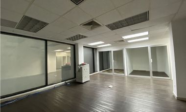 Se Alquila Oficina Obarrio 115 mts piso 1 $1.385.oo