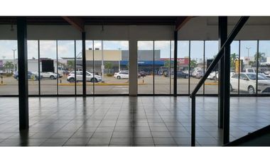 Se Alquila local Esquinero Los Pueblos 352 Mts $5.000.oo