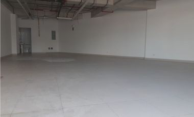 Se Alquila Excelente Local Via Porras 124 Mts $2.087.oo