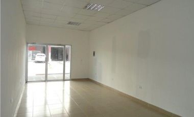 Se Alquila  Local comercial 78 Metros Rio Abajo $850.oo