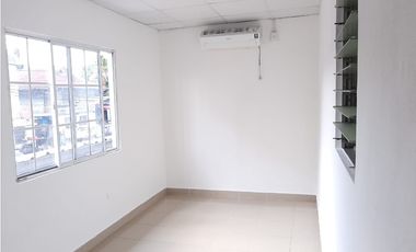 Se Alquila  Local comercial 78 Metros Rio Abajo $850.oo