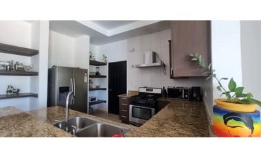 SE VENDE CASA EN SAN CARLOS
