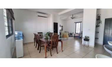 SE VENDE CASA EN SAN CARLOS