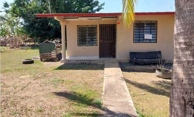 VENDO CASA EN LA MATA DE SANTIAGO DE VERAGUAS