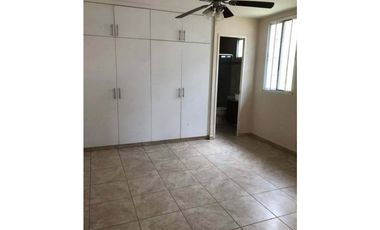 SE VENDE HERMOSA CASA