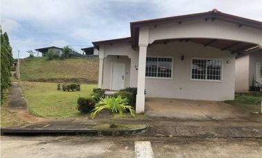 SE VENDE HERMOSA CASA
