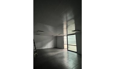 VENDO GALERA CON OFICINA ADMINISTRATIVA EN ALTO DE PACORA!