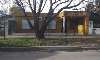 Casa en venta en Merlo Norte