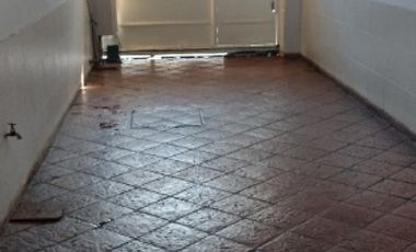 Casa en venta en Ezpeleta Este