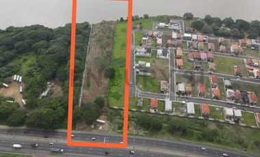 Alquiler de Terrenos Comerciales en Vía Principal, La Aurora I.Zav