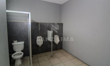 PALO SECO: AMPLIO LOCAL EN 2 NIVELES, ESTACIONAMIENTO Y MAGNIFICA UBICACIÒN