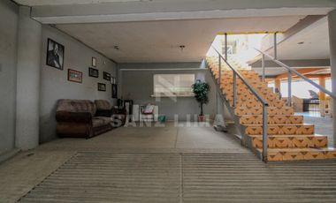 PALO SECO: AMPLIO LOCAL EN 2 NIVELES, ESTACIONAMIENTO Y MAGNIFICA UBICACIÒN