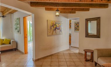 CASA AMUEBLADA EN RENTA EN VALLE DE BRAVO