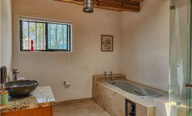 CASA AMUEBLADA EN RENTA EN VALLE DE BRAVO