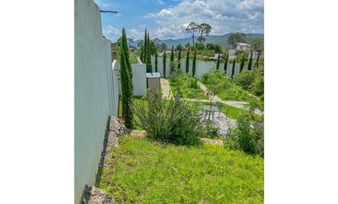 CASA AMUEBLADA EN RENTA EN VALLE DE BRAVO