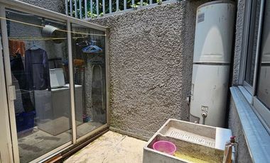 Residencia con amplio y hermoso jardín