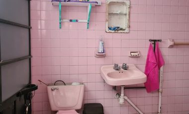 Se vende CASA en Oriente 15