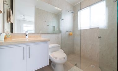 CASA PARA LA VENTA - CONDOMINIO CAMPESTRE EL PEÑON GIRARDOT