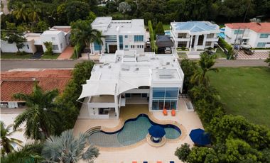 CASA PARA LA VENTA - CONDOMINIO CAMPESTRE EL PEÑON GIRARDOT