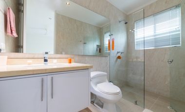 CASA PARA LA VENTA - CONDOMINIO CAMPESTRE EL PEÑON GIRARDOT