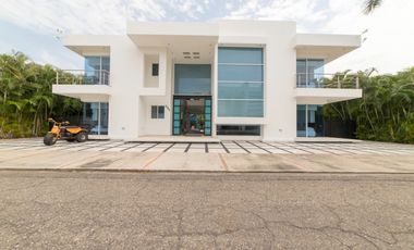CASA PARA LA VENTA - CONDOMINIO CAMPESTRE EL PEÑON GIRARDOT
